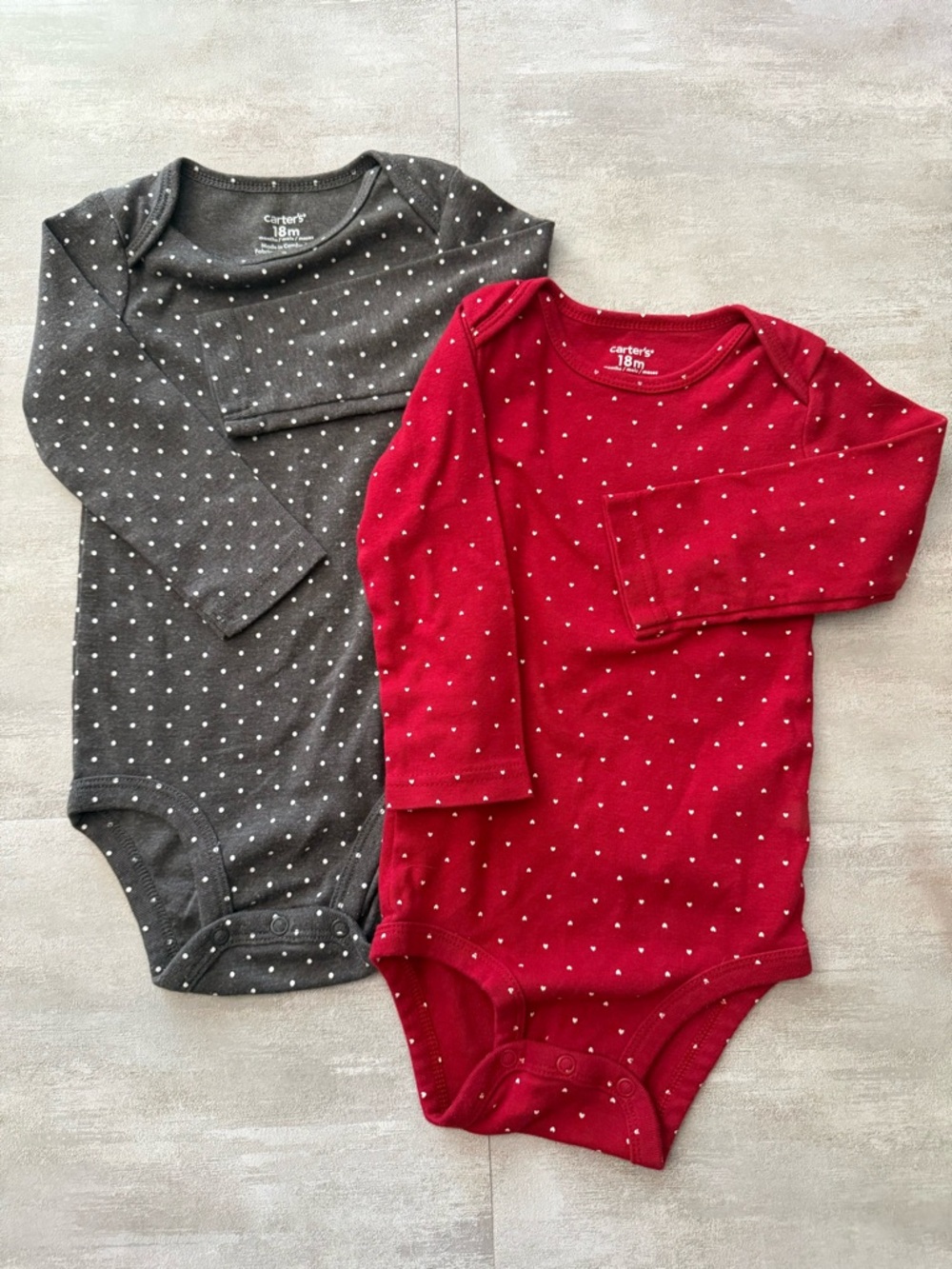 2 FOR $10!  Carter's Long-Sleeve Onsies Gray Polka Dot Red Heart 18 Month